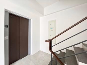 山本耀電梯透天