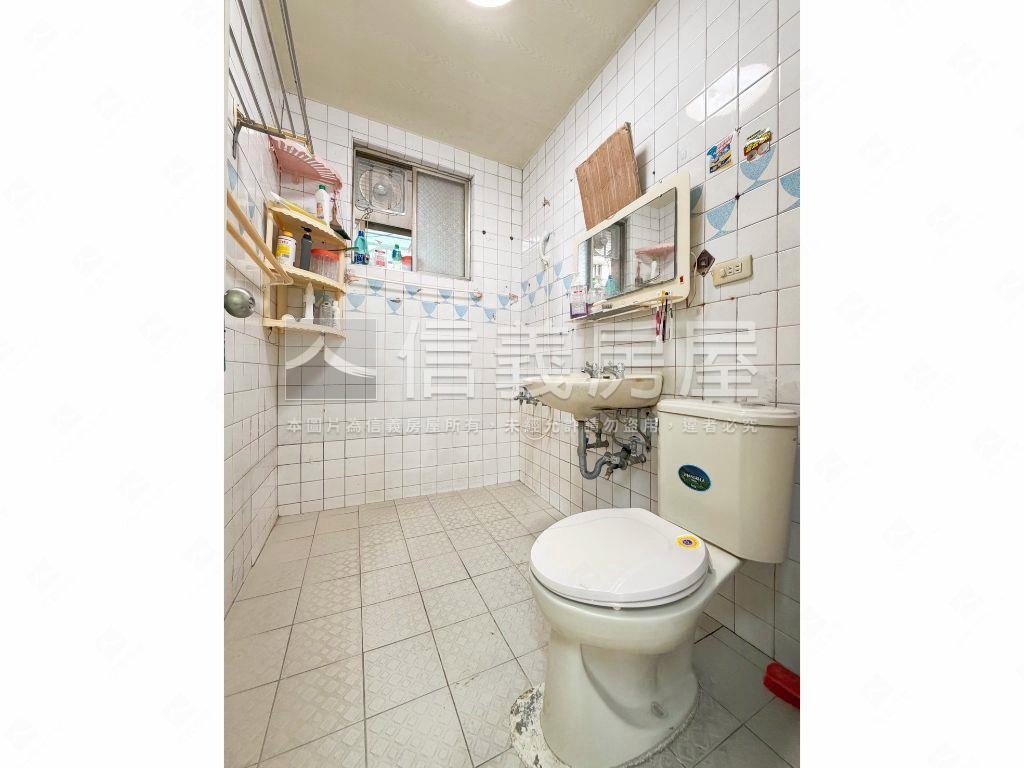 景安捷運溫馨成家３房美寓房屋室內格局與周邊環境