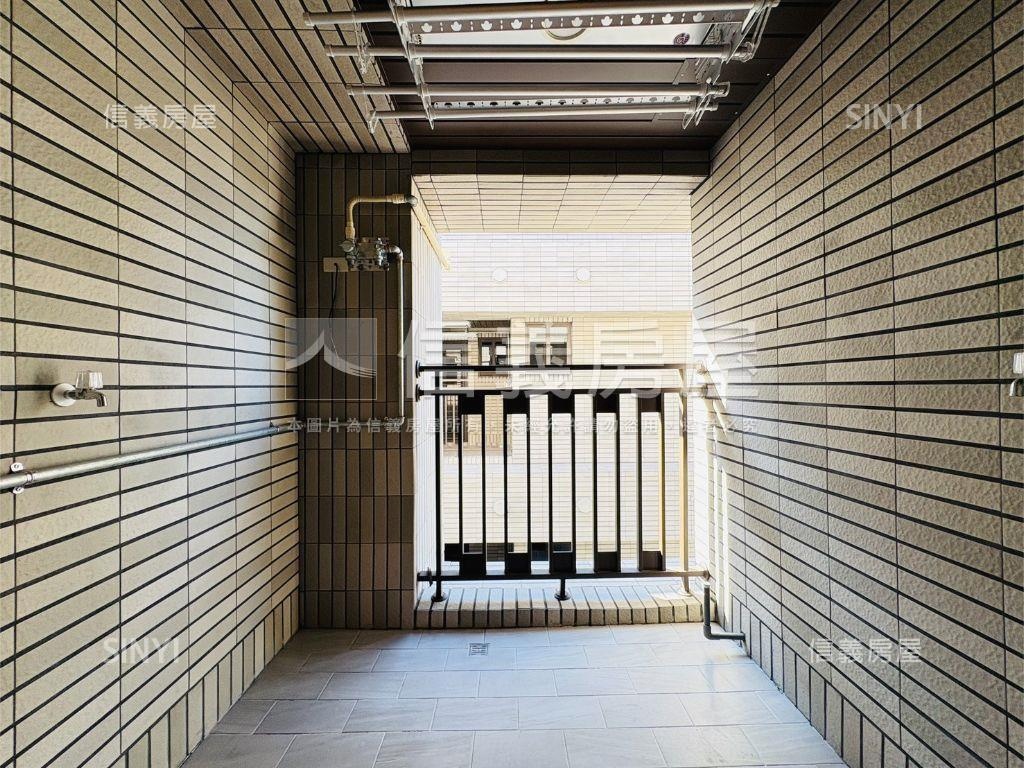 專任「新」勝旺居兩房車位房屋室內格局與周邊環境