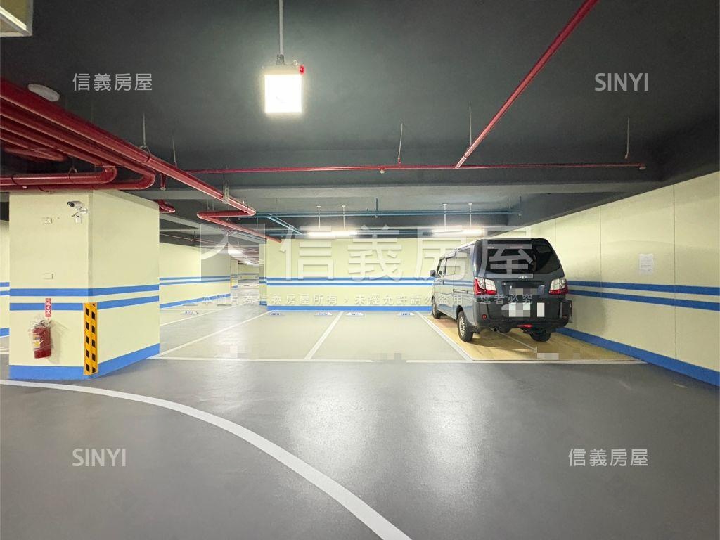專任「新」勝旺居兩房車位房屋室內格局與周邊環境