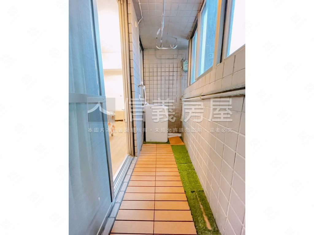 大坪林有陽台漂亮大套房房屋室內格局與周邊環境