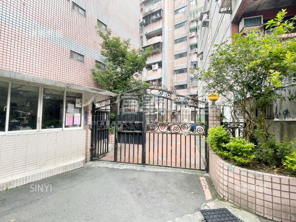 摩登生活景觀屋房屋室內格局與周邊環境