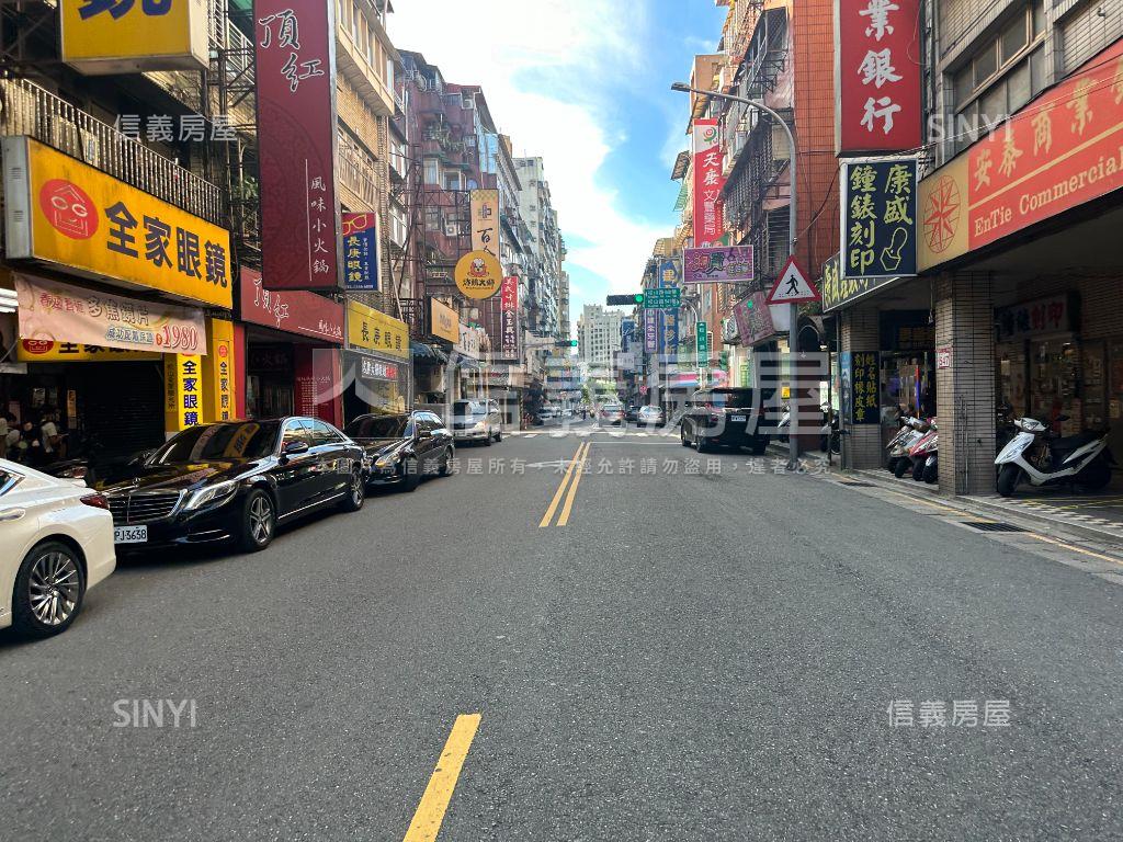 ｛稀有｝正林口街店面房屋室內格局與周邊環境