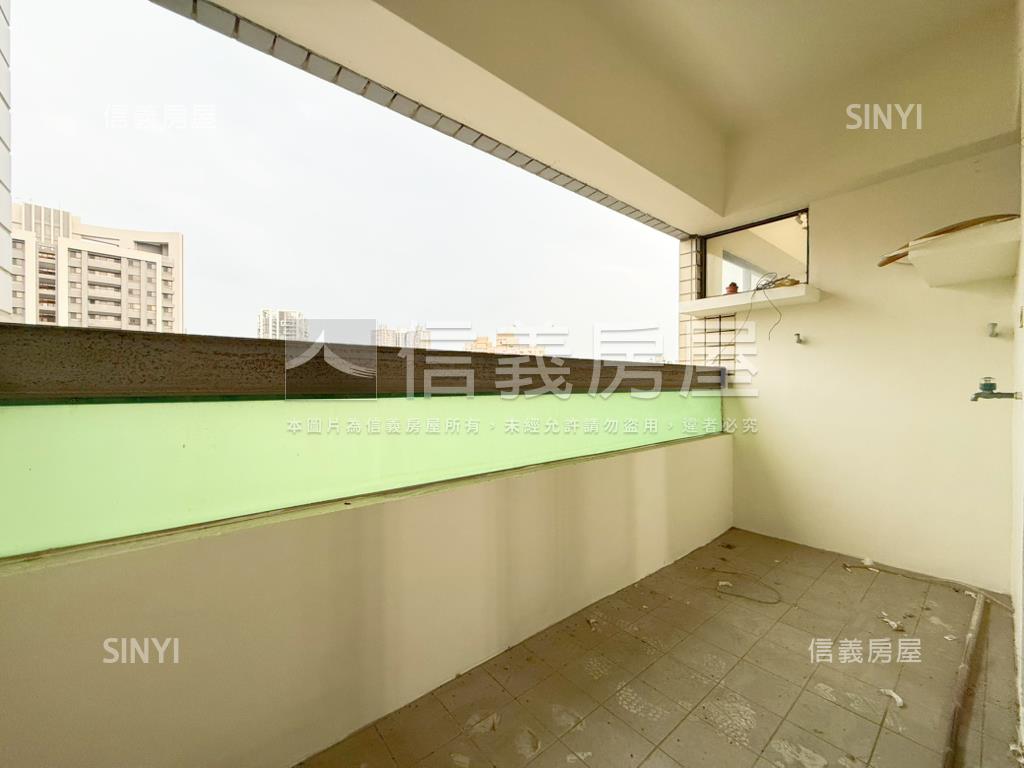 柳川旁精緻三房房屋室內格局與周邊環境