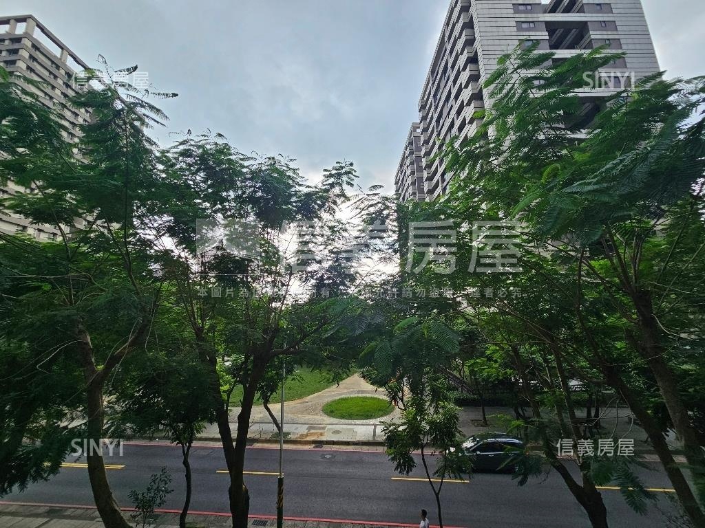 近未來捷運站美裝三房車位房屋室內格局與周邊環境