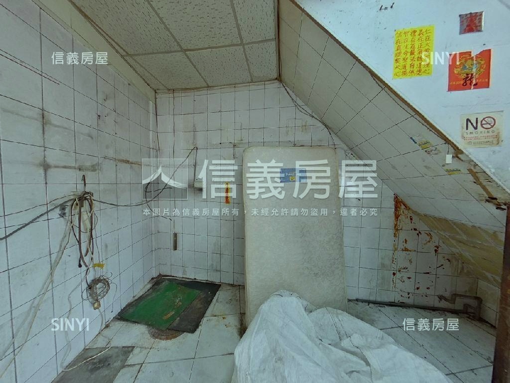אֵל桂林路透天房屋室內格局與周邊環境