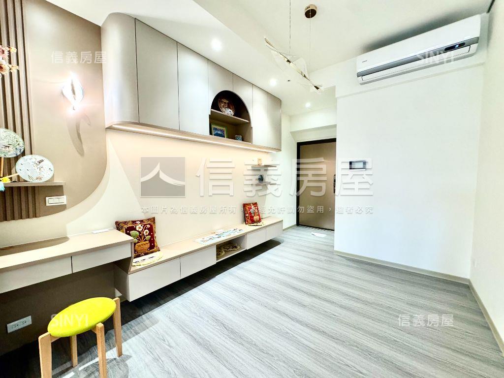 ＶＶＳ１稀有兩房裝潢戶房屋室內格局與周邊環境