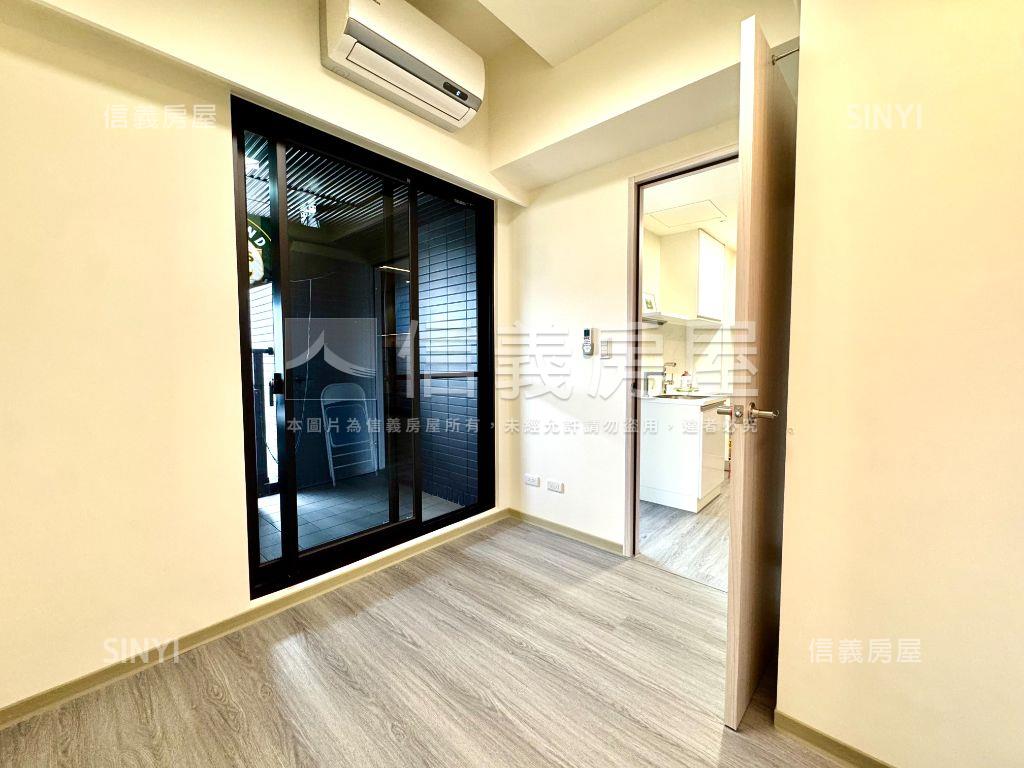 ＶＶＳ１稀有兩房裝潢戶房屋室內格局與周邊環境
