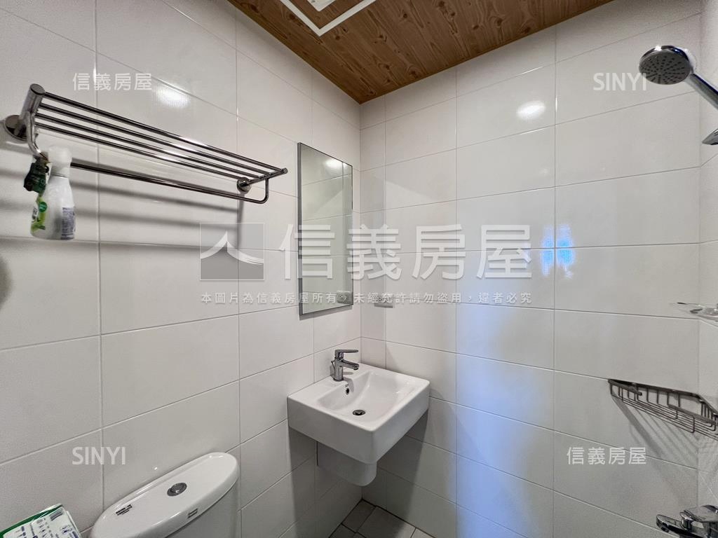 輕屋齡·首購夢想兩房平車房屋室內格局與周邊環境
