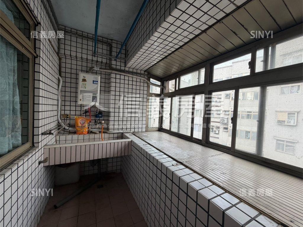 專任早安大直首選三房房屋室內格局與周邊環境