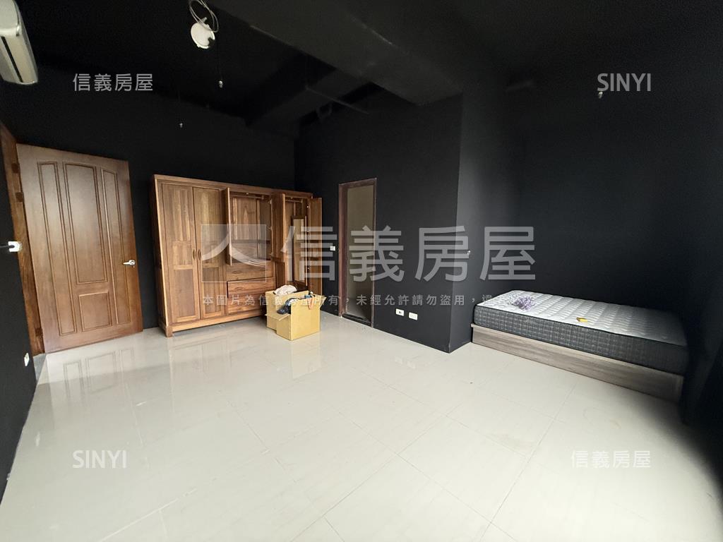 金華首席附雙平車位店霸房屋室內格局與周邊環境