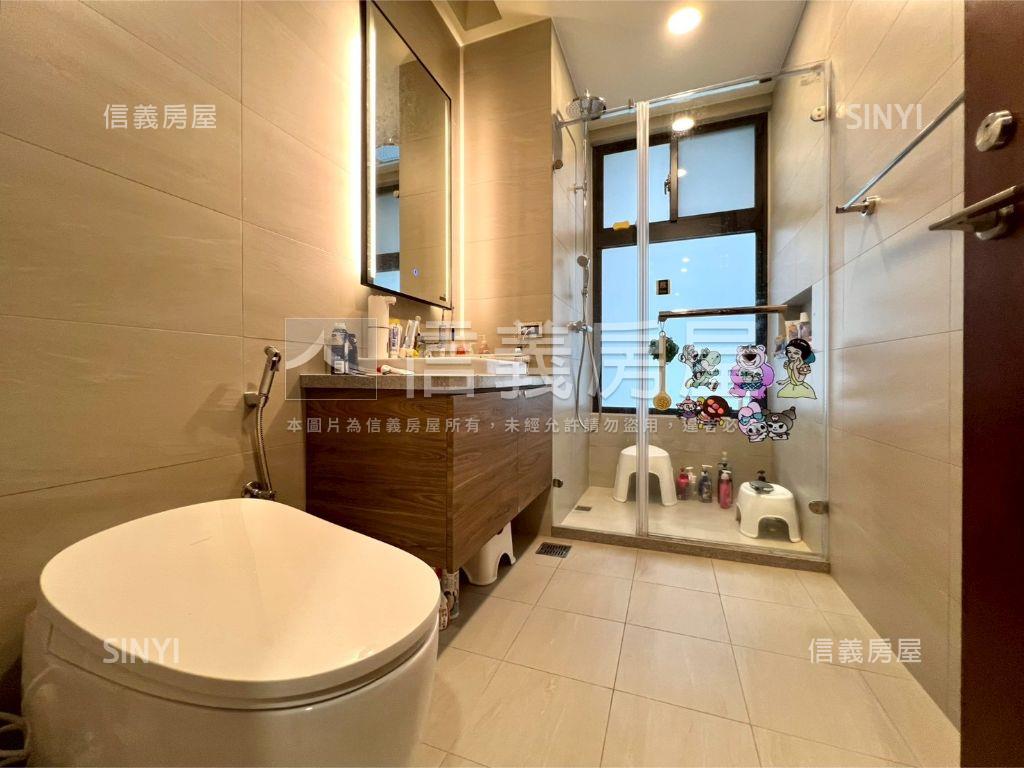 臺邦時尚景觀三房雙平車房屋室內格局與周邊環境