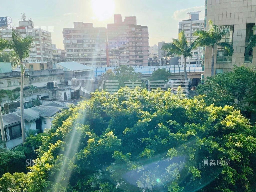 正面公園☆沐光☆樹海美邸房屋室內格局與周邊環境