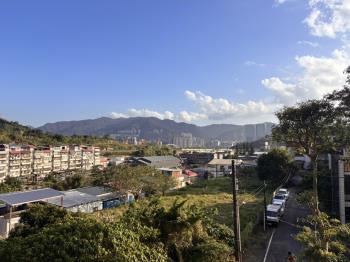 伯爵七代．樓中樓