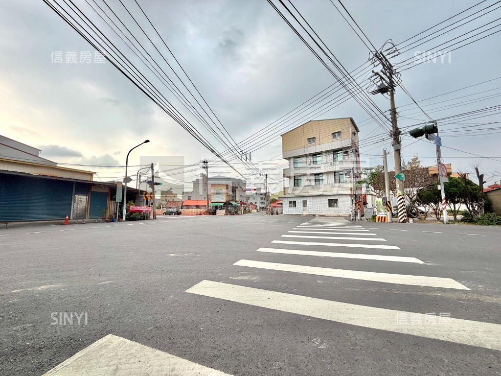 官田臨路約１５米百坪地Ｂ房屋室內格局與周邊環境