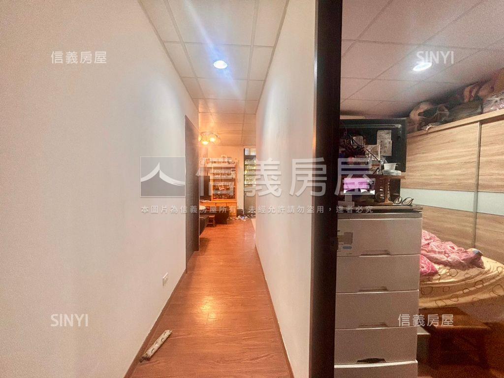 屋主用心大空間近捷運頂加房屋室內格局與周邊環境