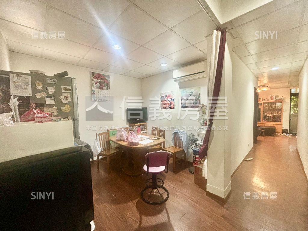 屋主用心大空間近捷運頂加房屋室內格局與周邊環境