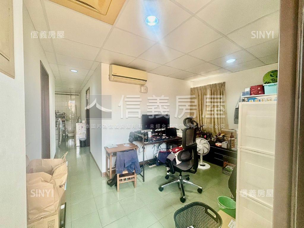 屋主用心大空間近捷運頂加房屋室內格局與周邊環境