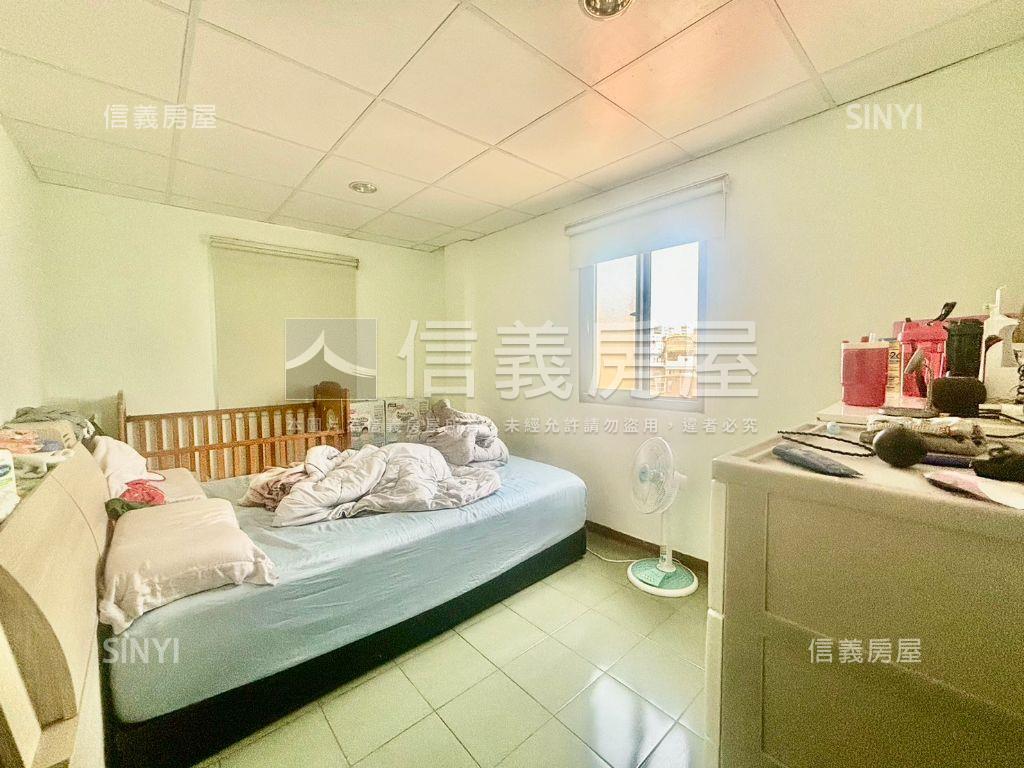 屋主用心大空間近捷運頂加房屋室內格局與周邊環境