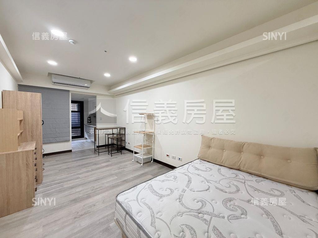 稀有海洋都心３期１房車位房屋室內格局與周邊環境