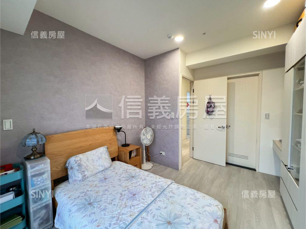 微笑時代精美三房平車房屋室內格局與周邊環境