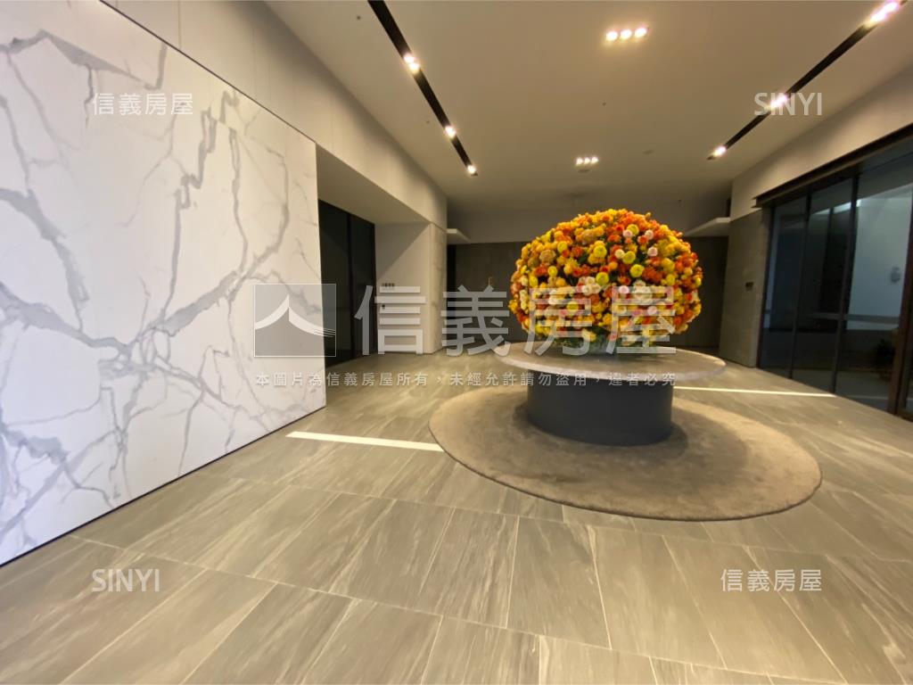 微笑時代精美三房平車房屋室內格局與周邊環境
