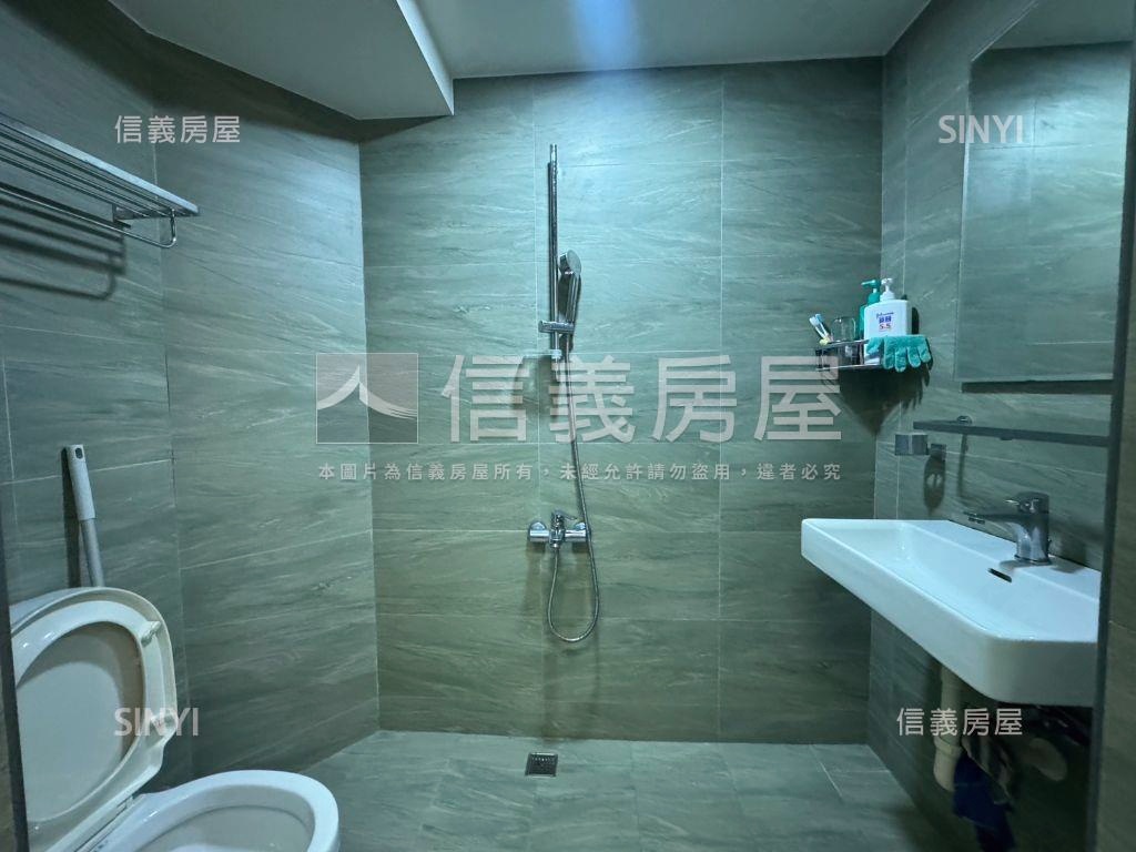 中山國中面寬一樓可停車房屋室內格局與周邊環境