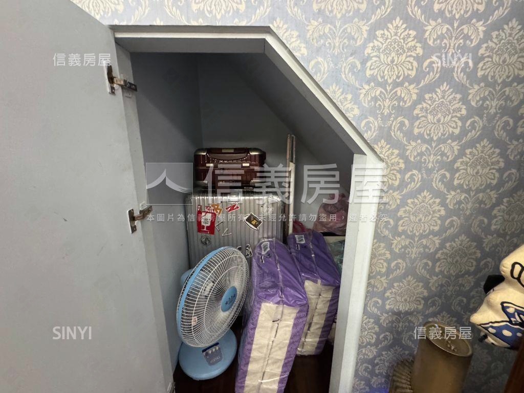 中山國中面寬一樓可停車房屋室內格局與周邊環境