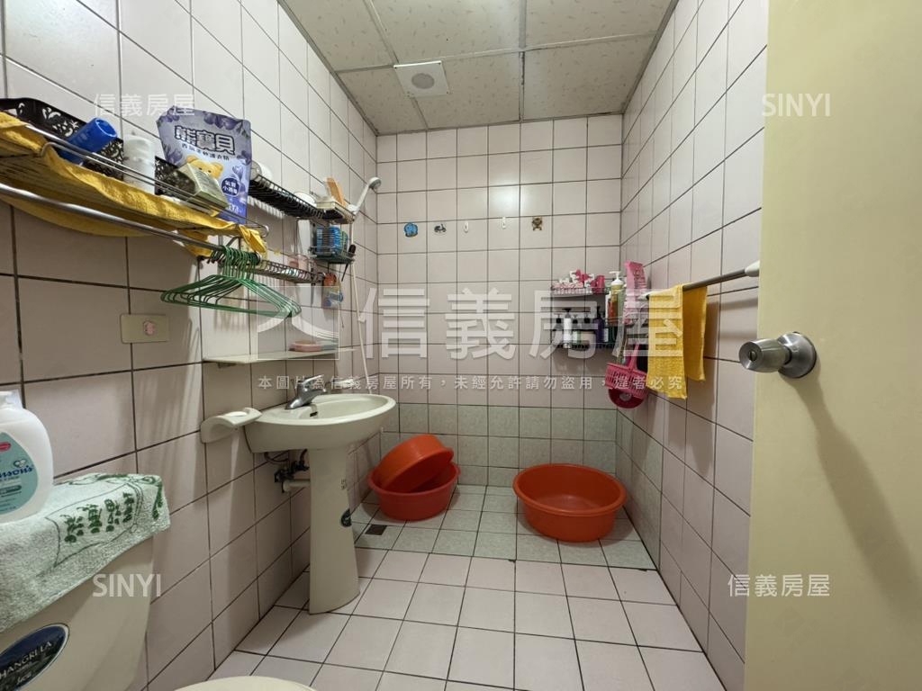 正十米路臨路店住房屋室內格局與周邊環境