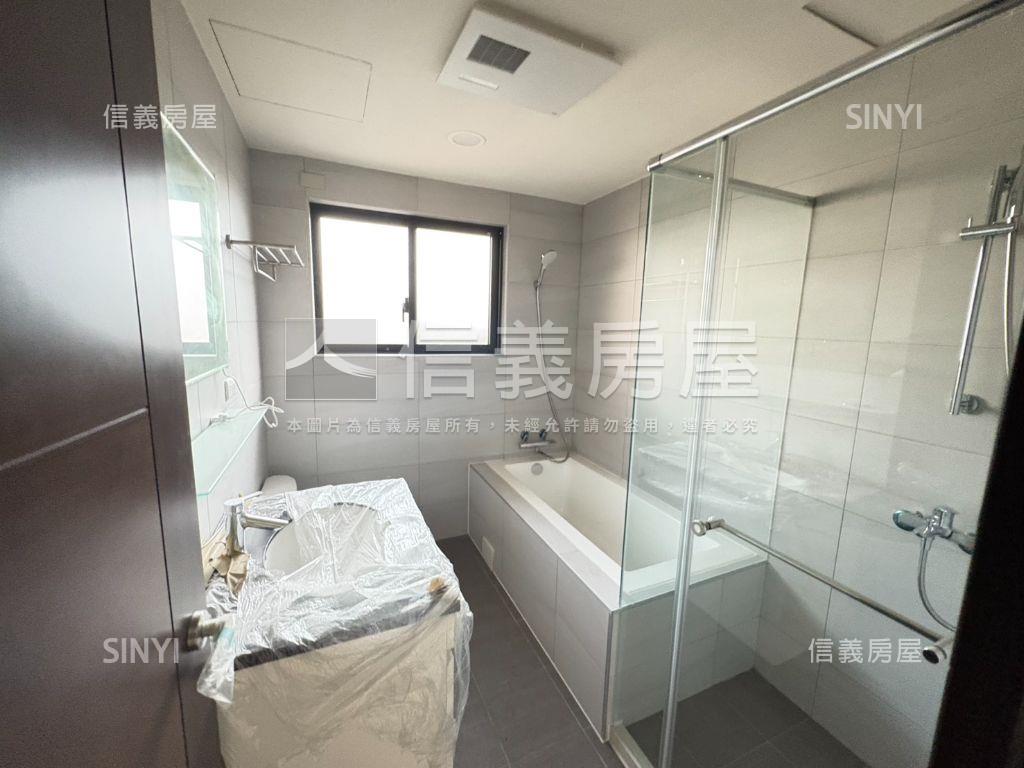 財政局標售－☆采吉三房房屋室內格局與周邊環境