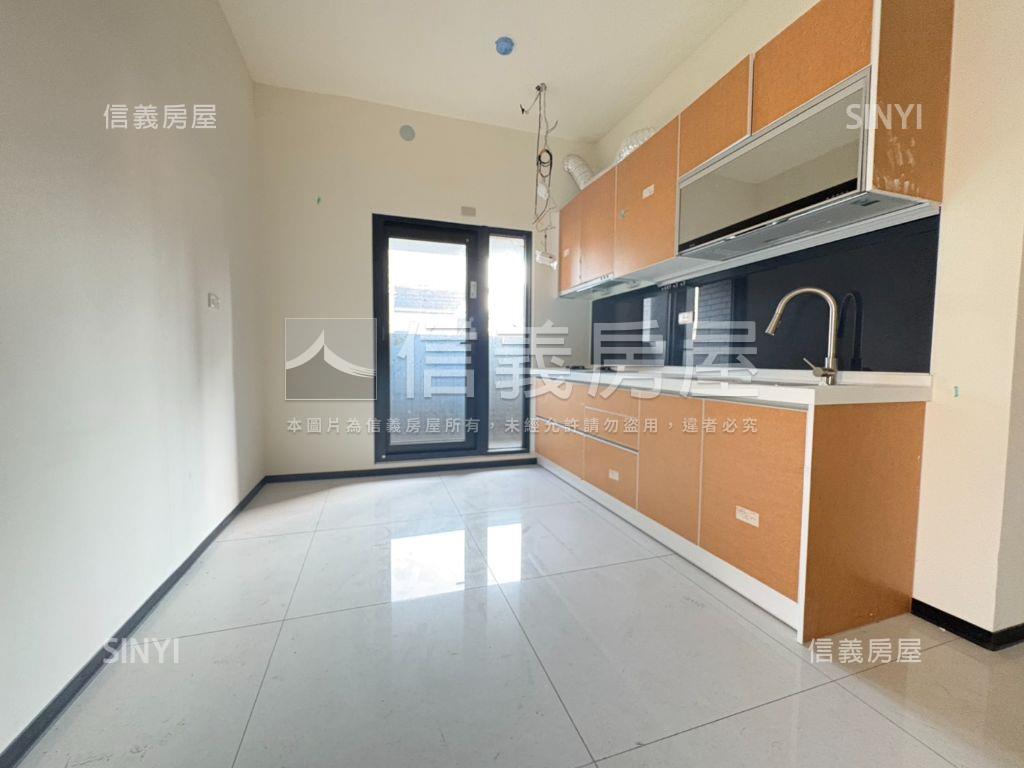 財政局標售－☆采吉三房房屋室內格局與周邊環境