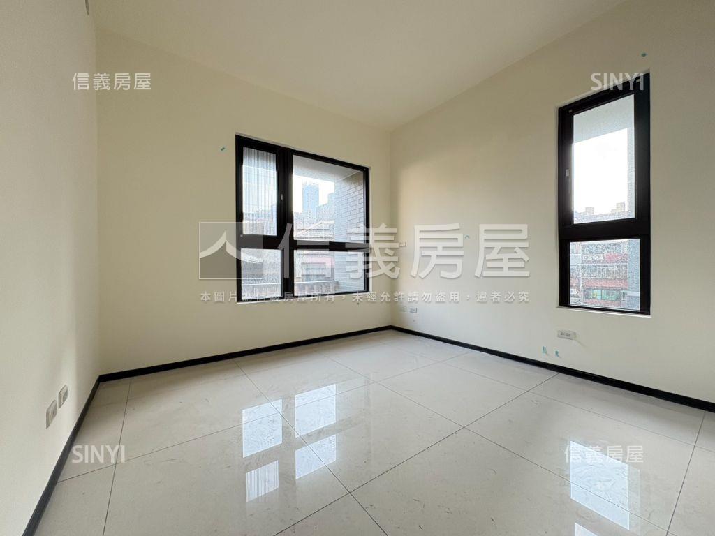 財政局標售－☆采吉三房房屋室內格局與周邊環境