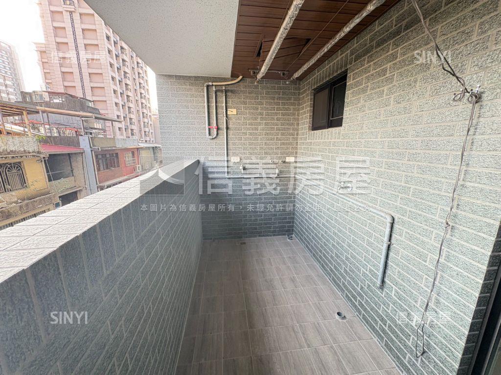 財政局標售－☆采吉三房房屋室內格局與周邊環境