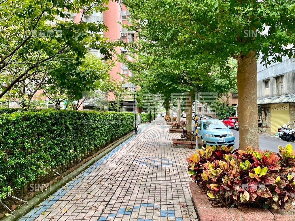 新－松仁綠意電梯三房車位房屋室內格局與周邊環境