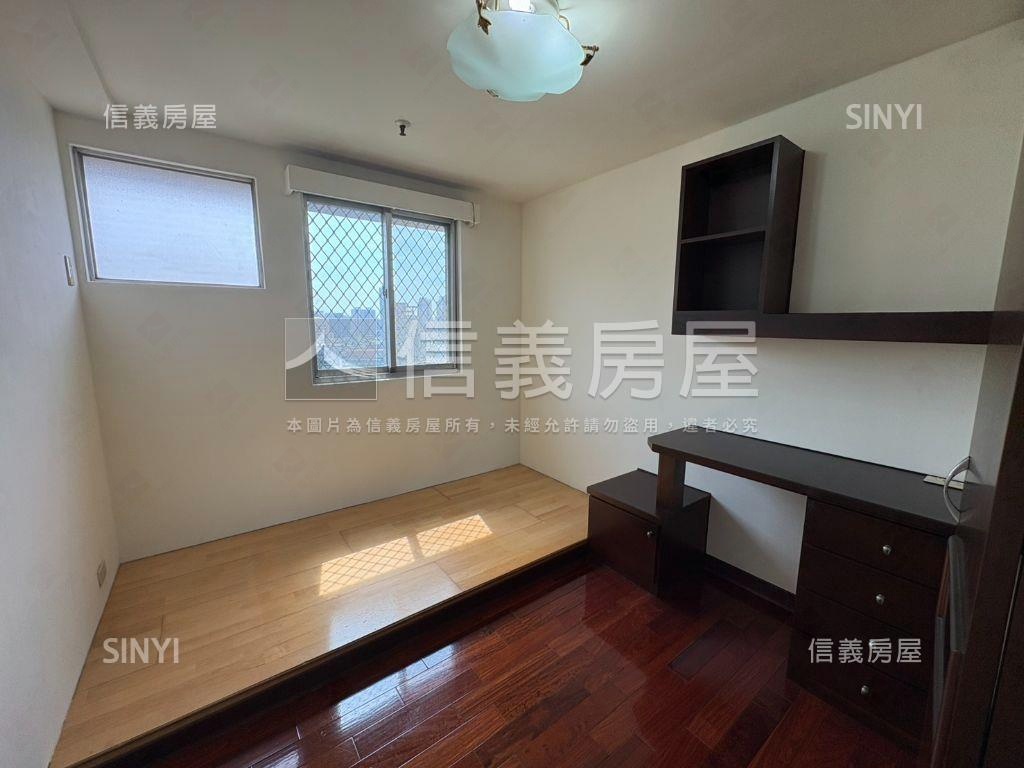 春日路景觀大三房房屋室內格局與周邊環境