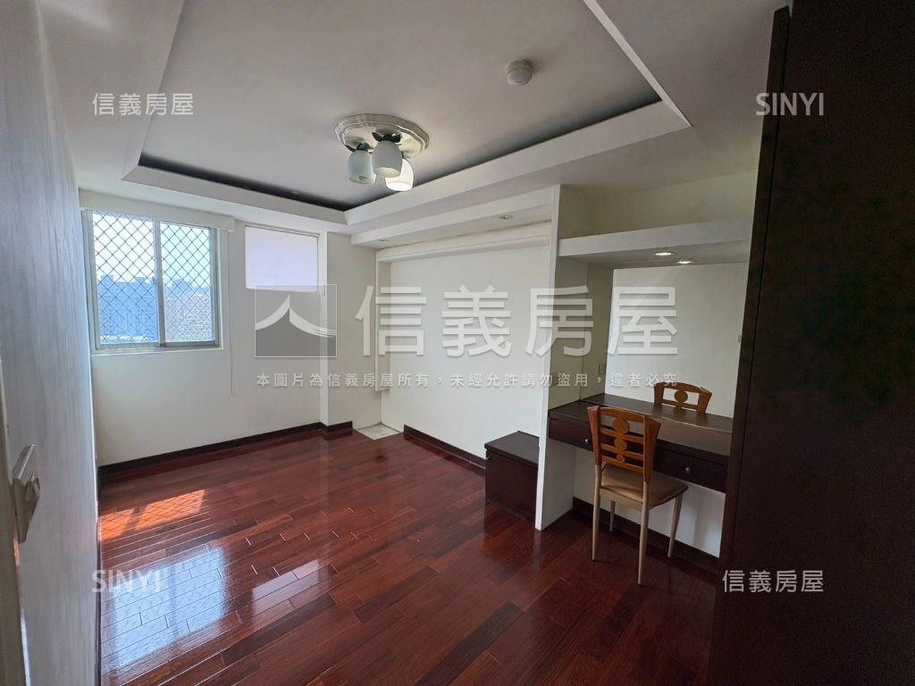 春日路景觀大三房房屋室內格局與周邊環境