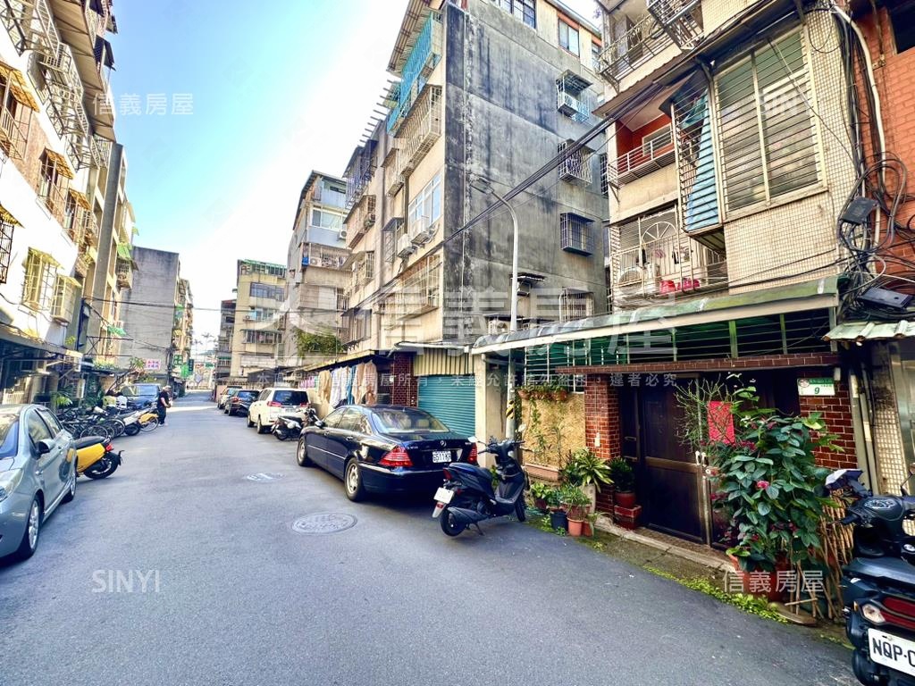 萬隆捷運★近公園一巷居房屋室內格局與周邊環境