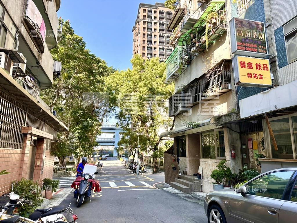 萬隆捷運★近公園一巷居房屋室內格局與周邊環境