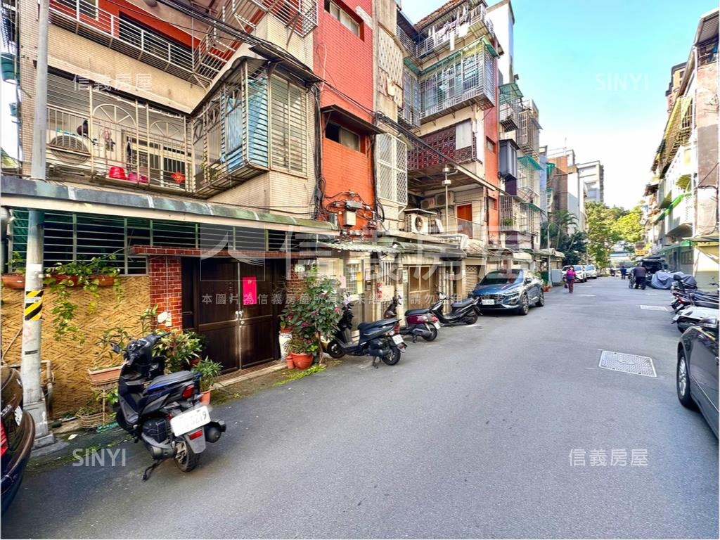 萬隆捷運★近公園一巷居房屋室內格局與周邊環境