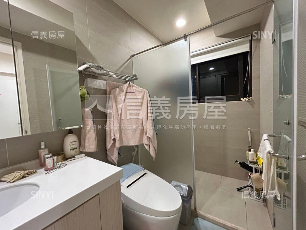 首選！三房平車雙衛浴開窗房屋室內格局與周邊環境