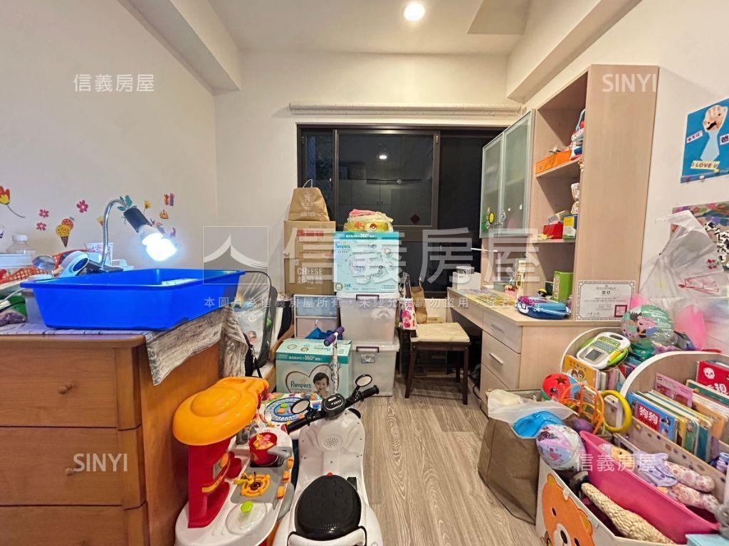 首選！三房平車雙衛浴開窗房屋室內格局與周邊環境