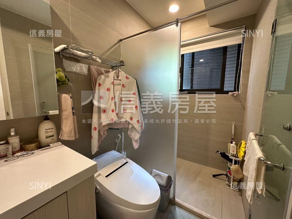首選！三房平車雙衛浴開窗房屋室內格局與周邊環境
