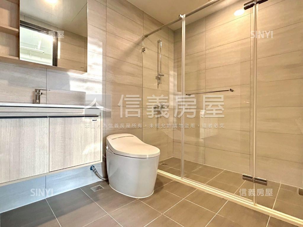 首排！頂樓景觀附平車房屋室內格局與周邊環境