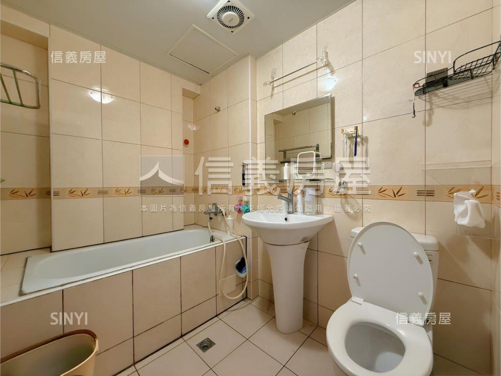 東方帝寶３房房屋室內格局與周邊環境