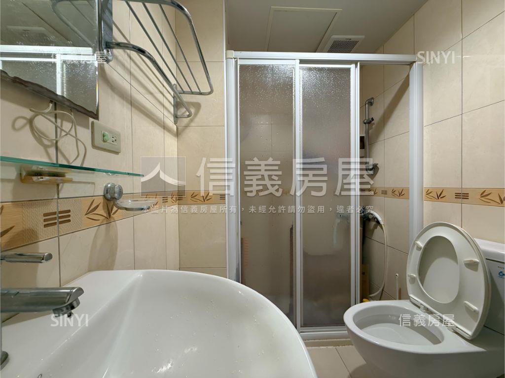 東方帝寶３房房屋室內格局與周邊環境