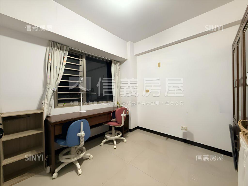 東方帝寶３房房屋室內格局與周邊環境