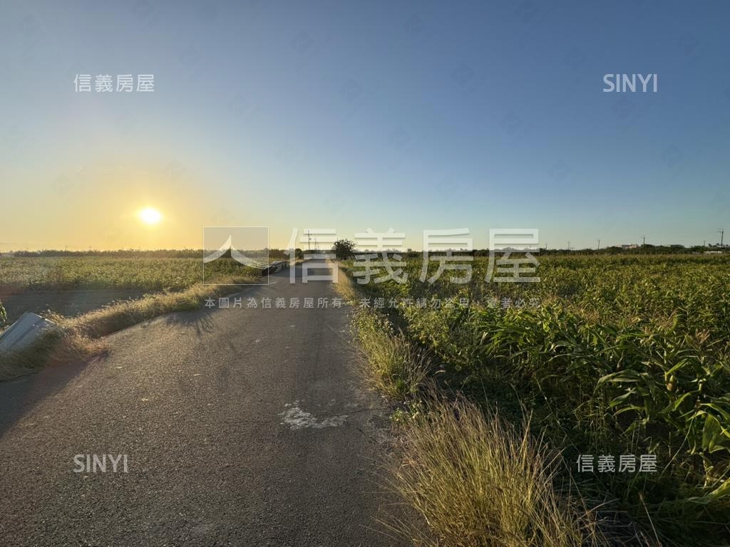 台南麻豆約９５２坪土地房屋室內格局與周邊環境