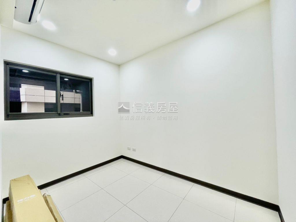 新潤青峰Ω公園景觀三房房屋室內格局與周邊環境