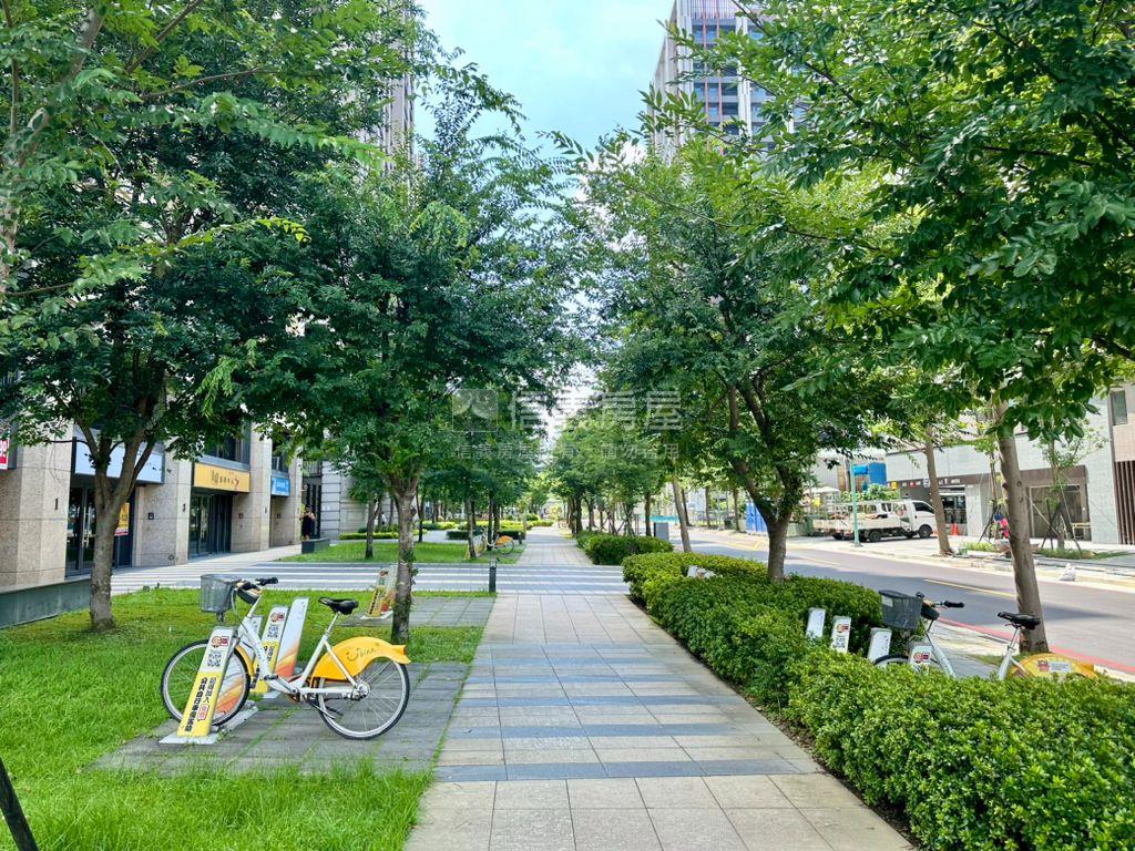 新潤青峰Ω公園景觀三房房屋室內格局與周邊環境