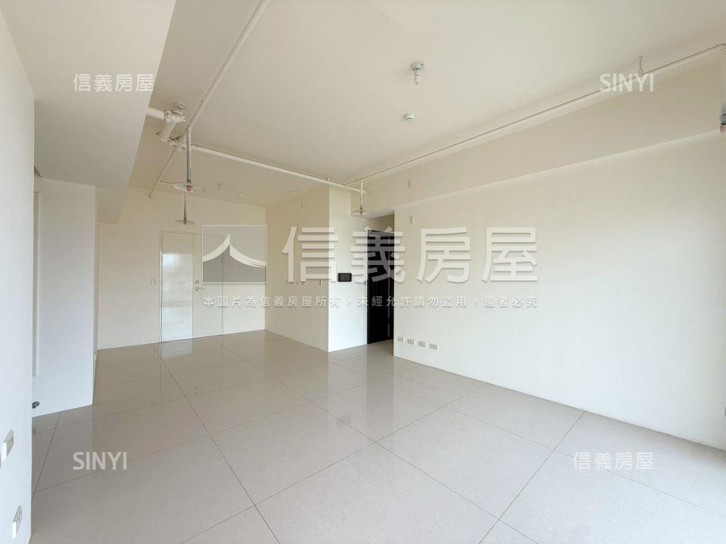 青峰錦未住過四房附雙平車房屋室內格局與周邊環境